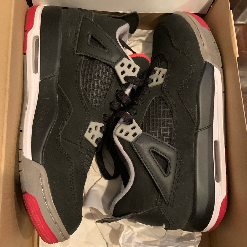 BRED 4 JORDANS